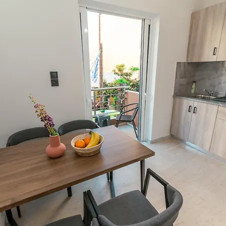 Апартаменти Lux *